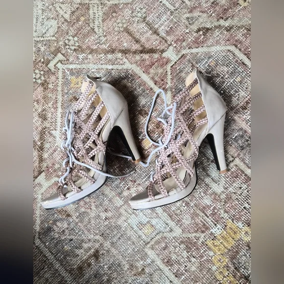 Stylish Braided Lace-Up Heels - Picture 2 of 3